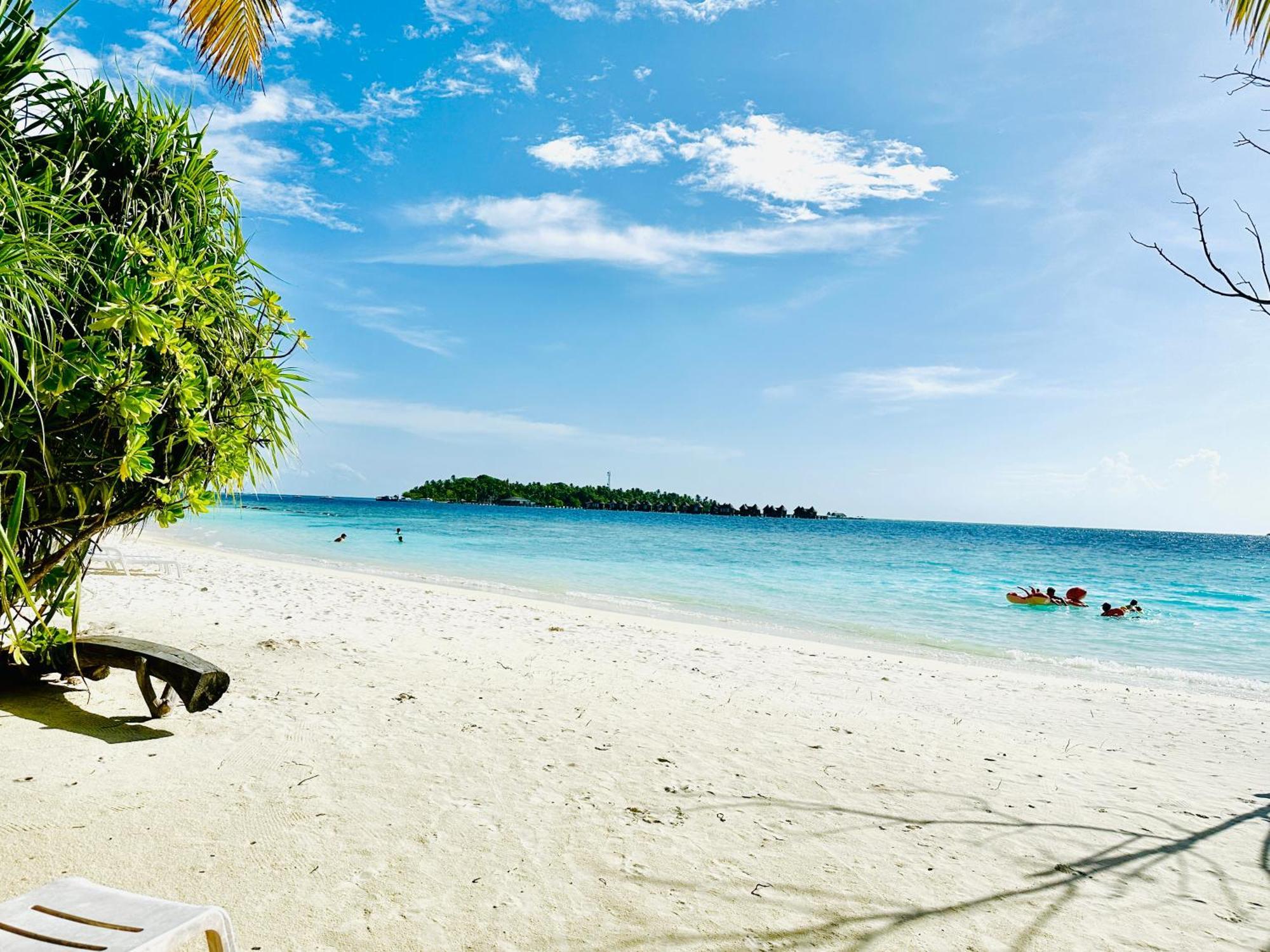 Paguro Seaview Hotel Bodufolhudhoo ภายนอก รูปภาพ